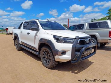 Pre-owned Toyota Hilux Legend 2.8GD-6 A/T for sale in 