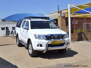 Pre-owned Toyota Hilux vvti for sale in 