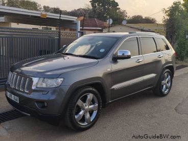 Pre-owned Jeep Grand Cherokee 3.6L OVERLAND for sale in 
