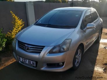 Pre-owned Toyota Blade for sale in 