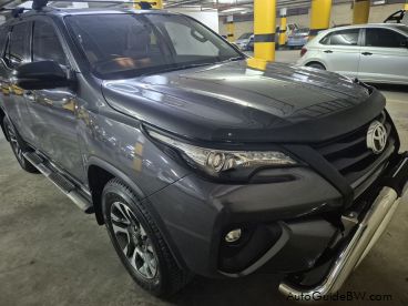 Pre-owned Toyota Fortuner 2.8 GD6 4X4 Auto for sale in 