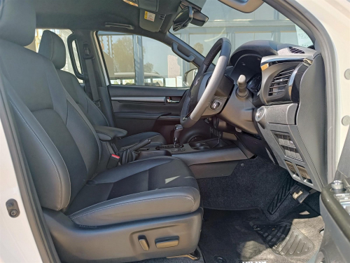 Toyota Hilux Legend 2.8 GD-6 in Botswana
