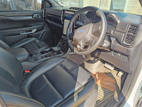 Ford Wildtrak Bi-Turbo 4x4 A/T in Botswana