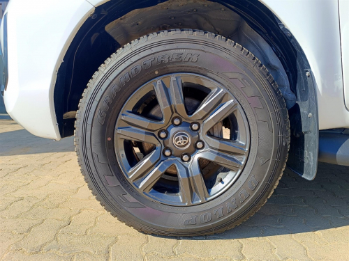 Toyota Hilux Raider 2.4GD-6 4x4 A/T in Botswana