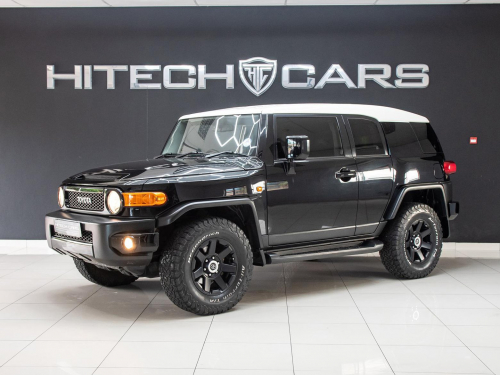 Toyota FJ Cruiser 4.0L A/T in Botswana