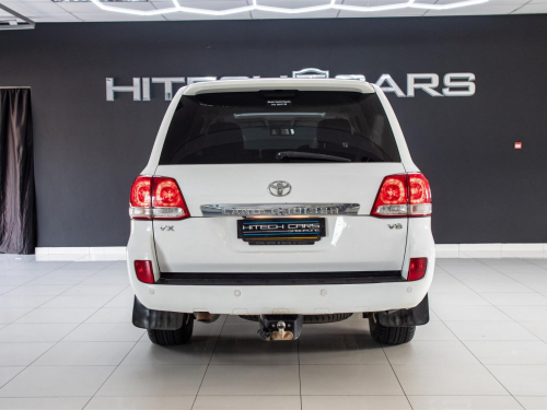 Toyota Land Cruiser 200S V8 Diesel in Botswana