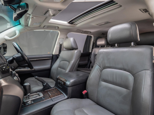 Toyota Land Cruiser 200S V8 Diesel in Botswana