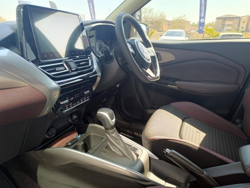 Suzuki Fronx GLX A/T in Botswana