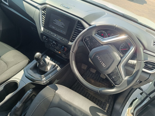 Isuzu D-Max 4x4 3.0L in Botswana