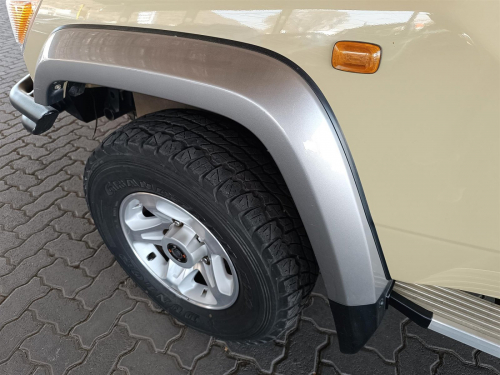 Toyota Land Cruiser 4.2D in Botswana