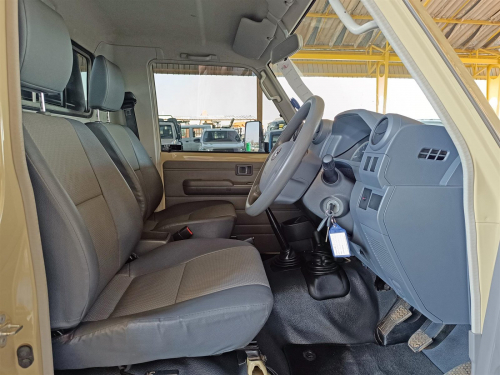 Toyota Land Cruiser 4.2D in Botswana