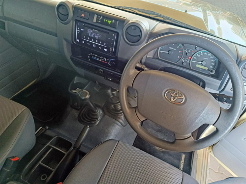 Toyota Land Cruiser 4.2D in Botswana