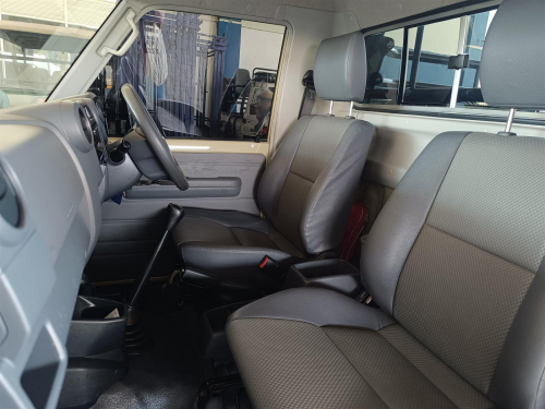 Toyota Land Cruiser 4.2D in Botswana