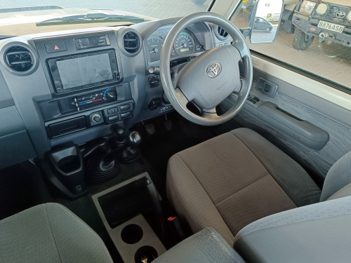 Toyota Land Cruiser 4.5 V8 LX in Botswana