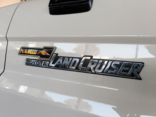 Toyota Land Cruiser 4.5 V8 LX in Botswana