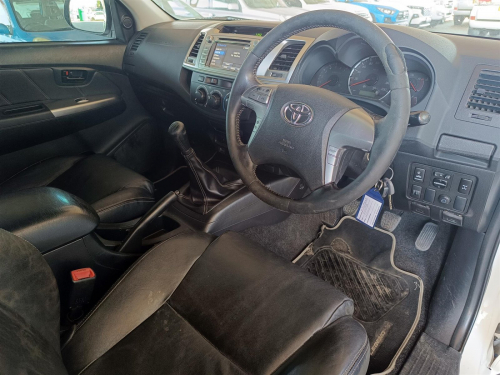 Toyota Hilux Legend 45 VVTi in Botswana