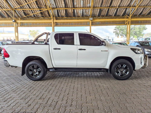 Toyota Hilux GD-6 in Botswana