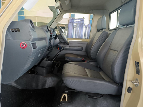 Toyota Land Cruiser 4.0 V6 in Botswana