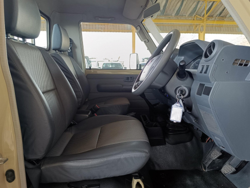 Toyota Land Cruiser 4.0 V6 in Botswana