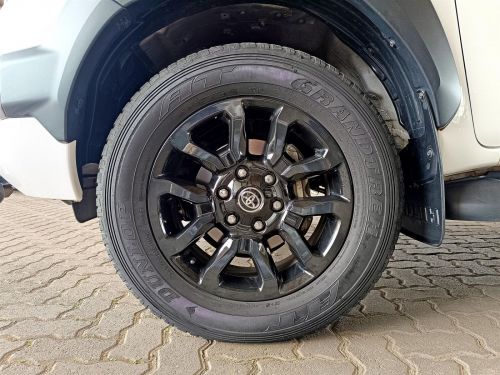 Toyota Hilux Legend 2.8 GD-6 4x4 A/T in Botswana
