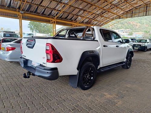 Toyota Hilux Legend 2.8 GD-6 4x4 A/T in Botswana
