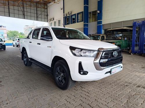 Toyota Hilux Raider 2.4L GD-6 in Botswana