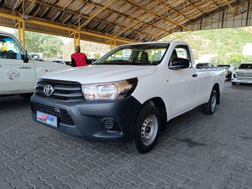 Toyota Hilux 2.4L in Botswana