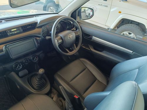 Toyota Hilux 2.4L in Botswana