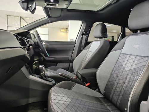 Volkswagen Taigo 1.0TSi R-Line DSG in Botswana