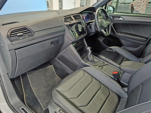 Volkswagen Tiguan 1.4TSi R-Line in Botswana