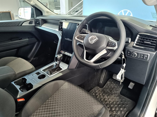 Volkswagen Amarok Life 2.0TDi 125kW in Botswana