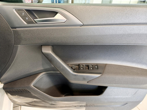 Volkswagen Taigo R-Line 1.0L DSG in Botswana