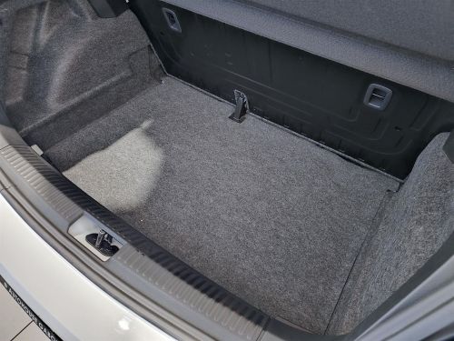 Volkswagen Polo Vivo 1.4L 63kW in Botswana