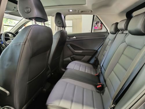 Volkswagen T-Roc 1.4TSi Design Tiptronic in Botswana