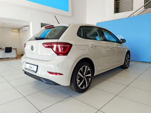 Volkswagen Polo 1.0TSI Life DSG in Botswana