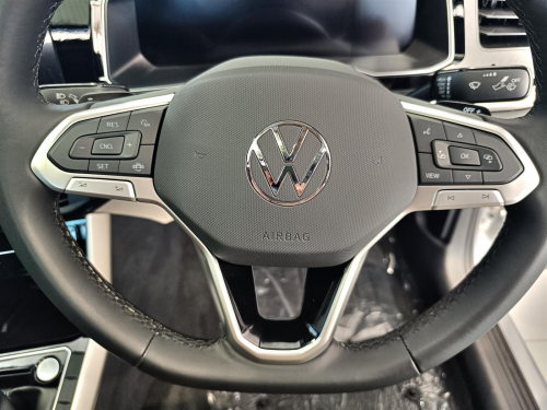 Volkswagen Polo Sedan 1.0L TSi 85kW in Botswana
