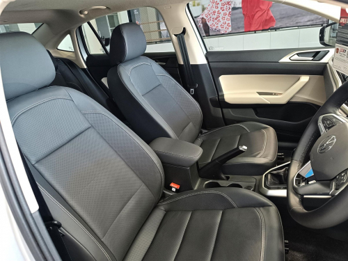 Volkswagen Polo Sedan 1.0L TSi 85kW in Botswana