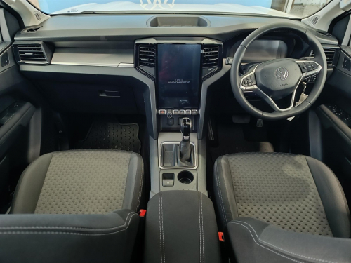 Volkswagen Amarok Base 2.0TDi A/T 4x2 in Botswana