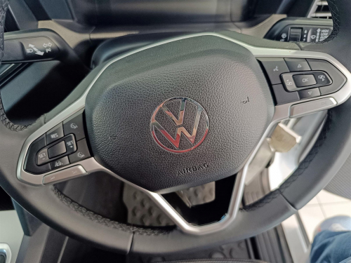 Volkswagen Amarok Base 2.0TDi A/T 4x2 in Botswana