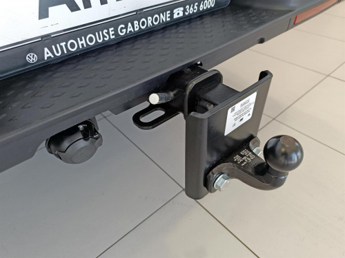 Volkswagen Amarok Base 2.0TDi A/T 4x2 in Botswana