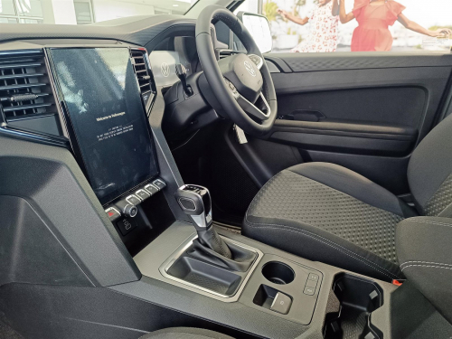 Volkswagen Amarok Base 2.0TDi A/T 4x2 in Botswana
