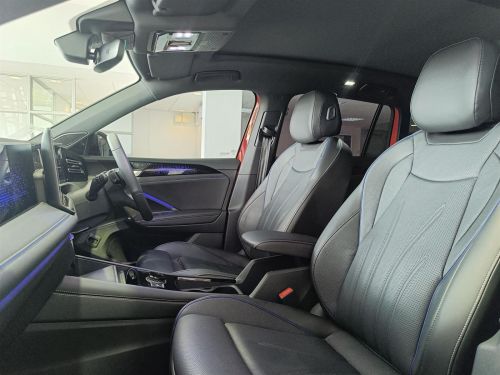 Volkswagen Tiguan 1.4 TSi R-Line in Botswana