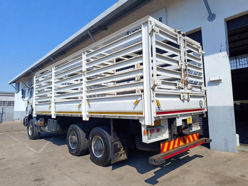 Powerstar VX 3335 6x4 in Botswana