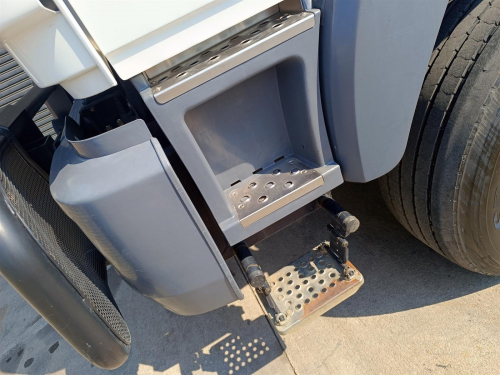 Powerstar VX 3335 6x4 in Botswana