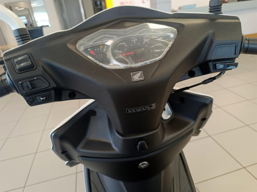 Honda Elite 125cc in Botswana