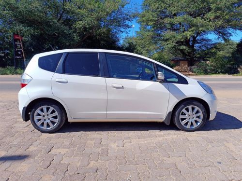 Honda Fit 1.5L A/T in Botswana