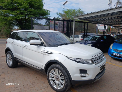 Land Rover RANGE ROVER EVOQUE S14 in Botswana