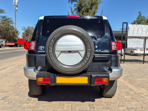 Toyota FJ Cruiser in Botswana