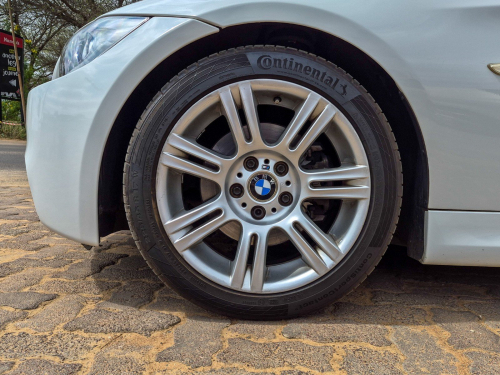 BMW 325i in Botswana