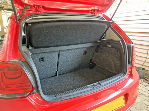 Volkswagen Polo 1.4L A/T in Botswana